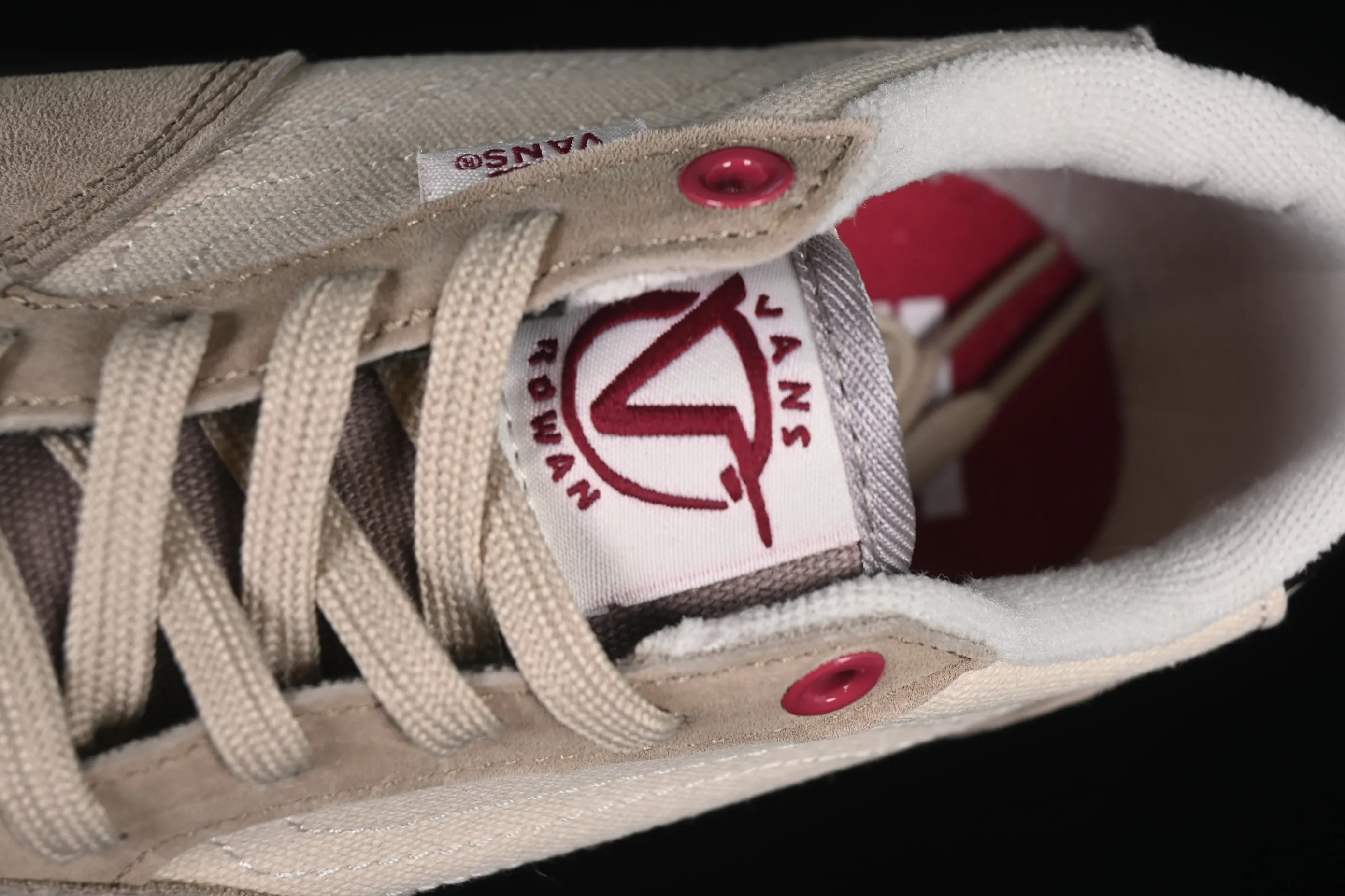 All categories Vans Vans series Vans Low Vans low-top Vans Rowan Skate Boarding Classic and versatile lightweight and comfortable professional skateboard shoes VN0A4TZCW8R